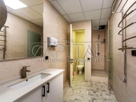 комерційна за адресою Жилянська вул., 118