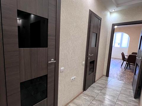 квартира за адресою Хотинська вул., 12
