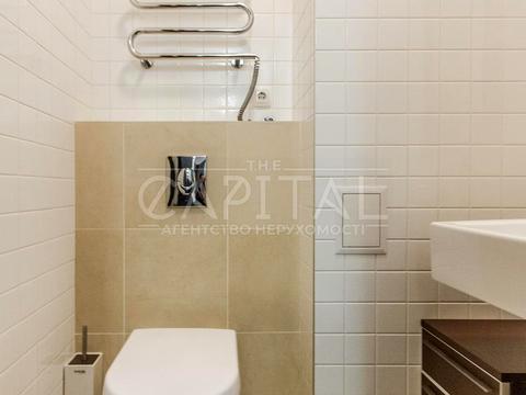 комерційна за адресою Богдана Хмельницького вул., 9-Б