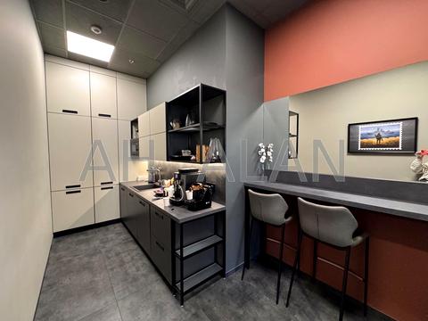 комерційна за адресою Богдана Хмельницького вул., 19/21