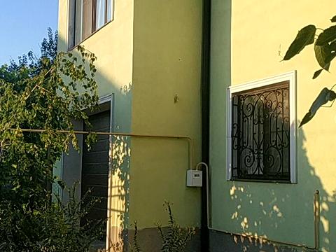будинок за адресою смт. Таїрове, Яблунева