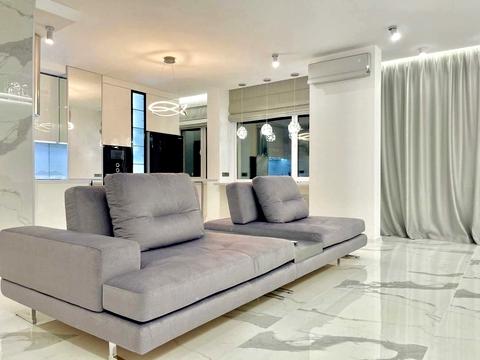 квартира за адресою Юнацька вул., 4