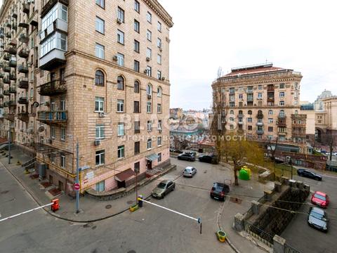 комерційна за адресою Лютеранська вул., 10-А