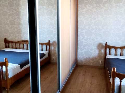 квартира за адресою Богатирська вул., 6-А