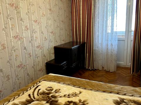 квартира за адресою Володимира Івасюка просп. (Героїв Сталінграду), 11