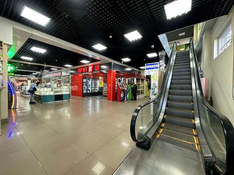 комерційна за адресою Чорних Запорожців вул. (Петра Запорожця), 28