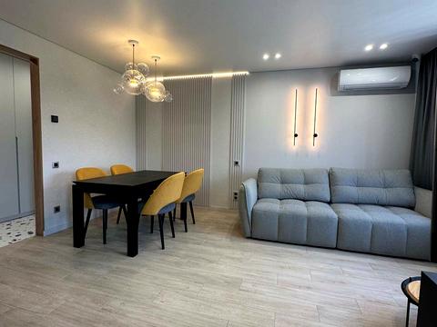 квартира по адресу Героев просп., 19