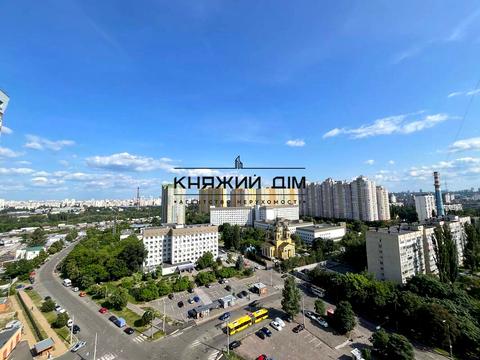 квартира за адресою Юрія Кондратюка вул., 7