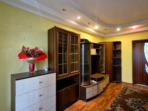 квартира за адресою Ореста Левицького вул. (Академіка Курчатова), 18