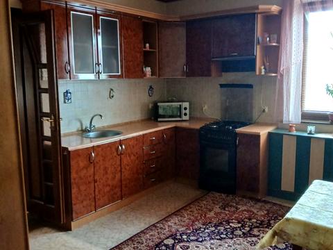 будинок за адресою Конотопської Битви вул., 3