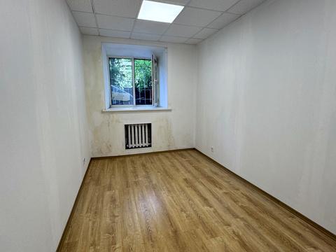 комерційна за адресою Дарвіна вул., 8