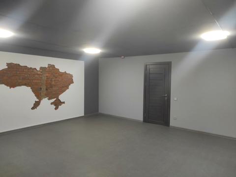 комерційна за адресою Рівненська вул., 12-Б