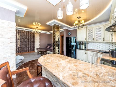 квартира за адресою Регенераторна вул., 4 к17