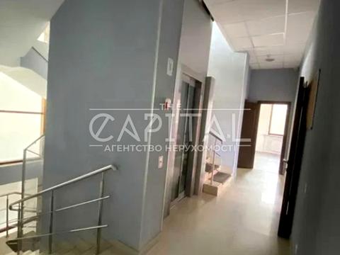 комерційна за адресою Лук'янівська вул., 23