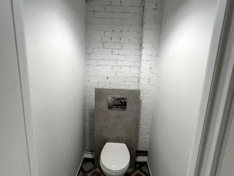 комерційна за адресою Межигірська вул., 87-А