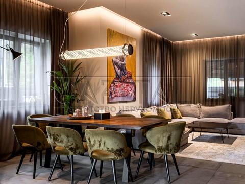 будинок за адресою Успішна