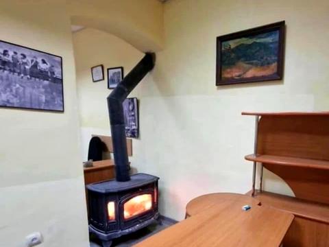коммерческая по адресу Корятовича пл., 15