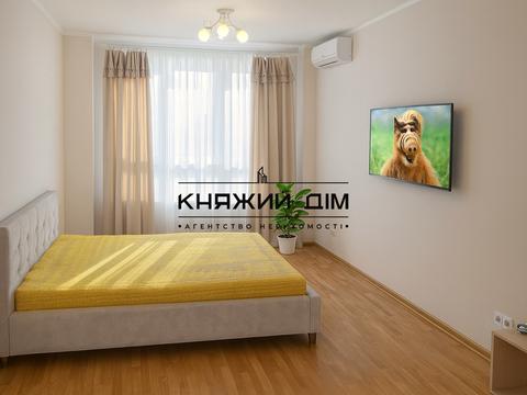 квартира по адресу Академика Глушкова просп., 9-В