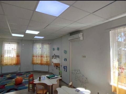 комерційна за адресою Райдужний масив вул., 20