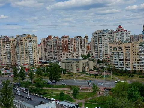 квартира за адресою Володимира Івасюка просп. (Героїв Сталінграду), 27-А