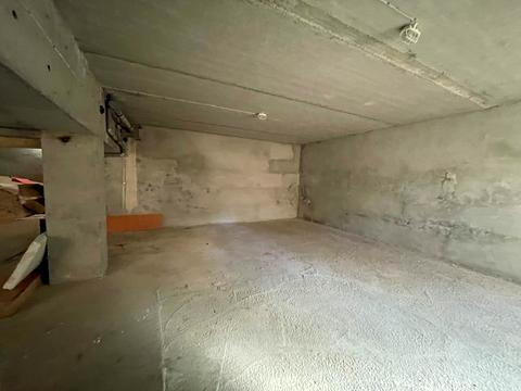 коммерческая по адресу Омеляна Польового, 4б