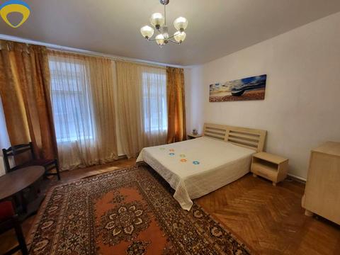 квартира за адресою Кінна вул., 11