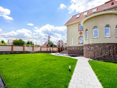 будинок за адресою Молодіжна вул.