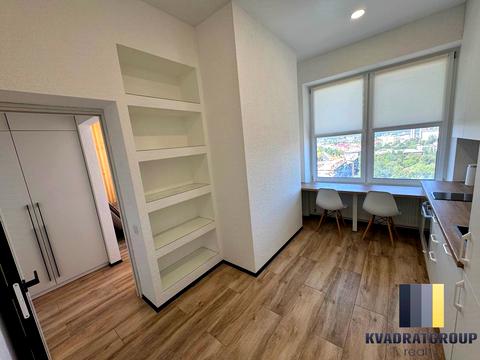 квартира за адресою Дмитра Яворницького просп. (Карла Маркса), 72-Б
