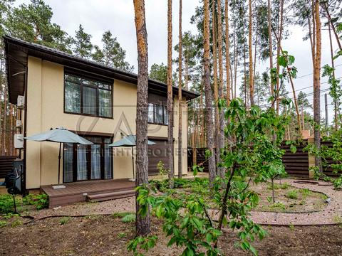 будинок за адресою Буча, Богдана Хмельницького бульв.