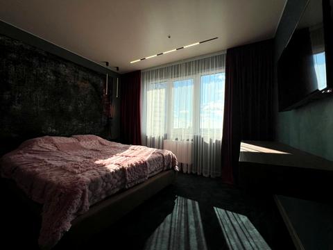 квартира за адресою Літературна вул., 10