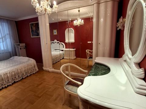 квартира по адресу Леси Украинки бульв., 21