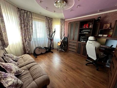 будинок за адресою с. Грузевиця, Героїв крут, 2