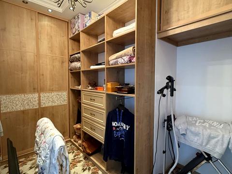 квартира за адресою Літературна вул., 12а, к.1