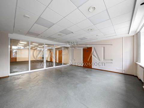 коммерческая по адресу Calle Dilova ул. (Димитрова), 5-Б