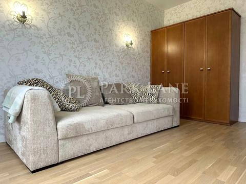 квартира за адресою Паркова вул., 17