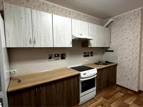 квартира за адресою Василя Симоненка вул., 105