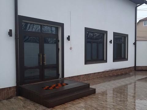 комерційна за адресою Львівська вул., 53
