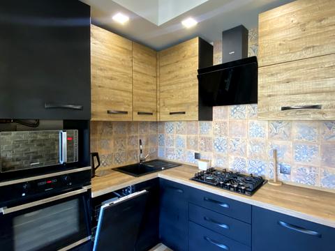 квартира за адресою Юнацька вул., 8