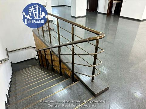 коммерческая по адресу Независимости просп., 92