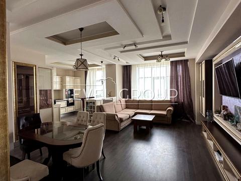 квартира за адресою Дніпровська набережна вул., 1