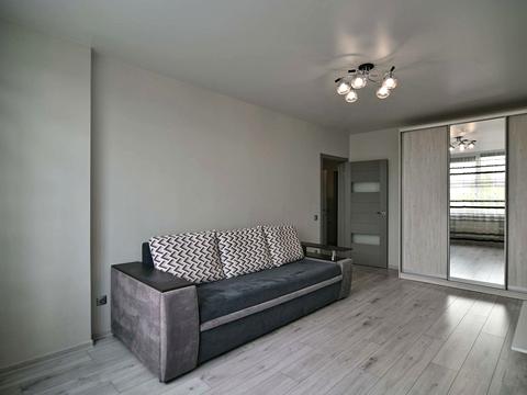 квартира за адресою Степана Бандери вул., 1е