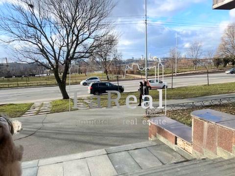 коммерческая по адресу Днепровская набережная ул., 13-Б