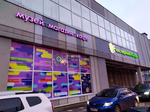 коммерческая по адресу Степана Бандеры просп. (Московський), 6