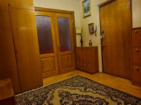 квартира по адресу Матейки, 33