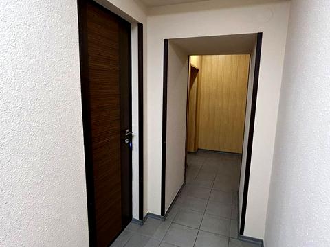 комерційна за адресою Київ, Інститутська вул., 19-В