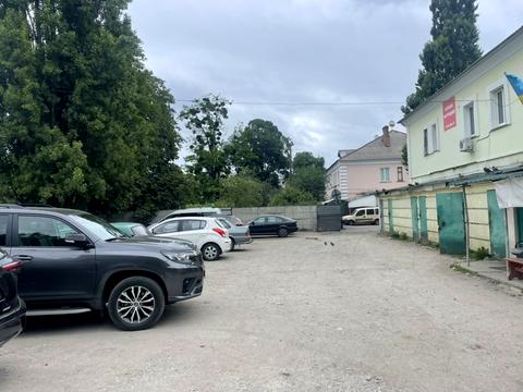 комерційна за адресою Шевченка бульв., 341