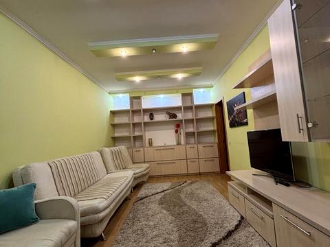 квартира за адресою Анни Ахматової вул., 16-В
