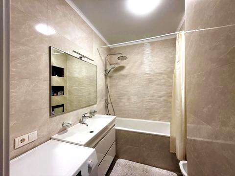 квартира за адресою Рея Бредбері вул., 2