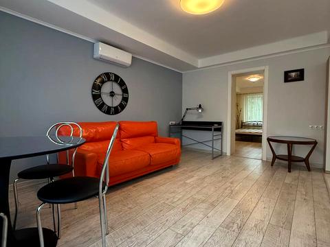 квартира по адресу Жилянская ул., 45