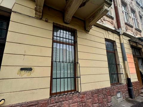 коммерческая по адресу Лемковская ул., 14